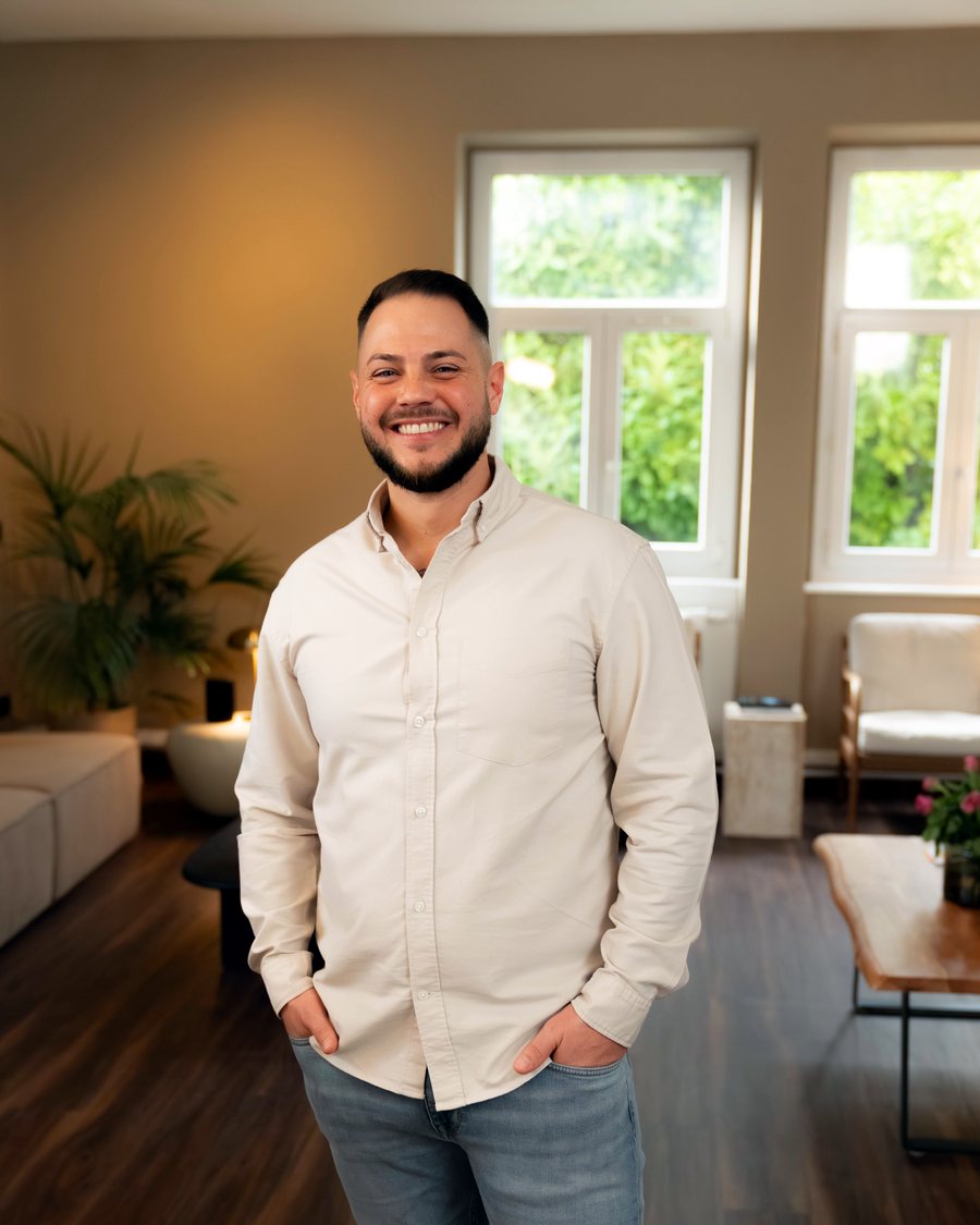 Philippe – Momentum Team